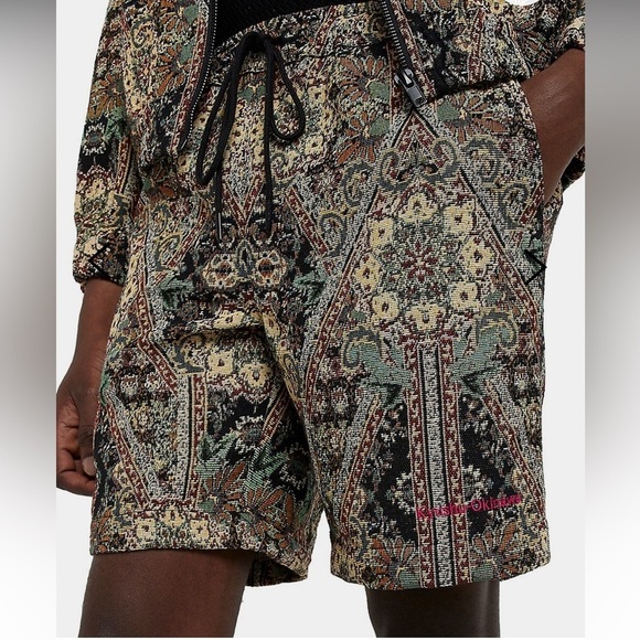 River Island Other - Men’s River Island tapestry pull on shorts Size 34